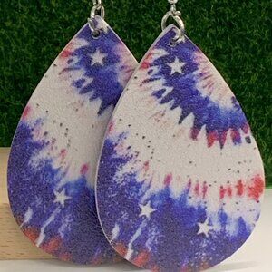 Tie Dye Earring, USA Earring, Flag Earring, Fourth of July Earring, Gift Idea